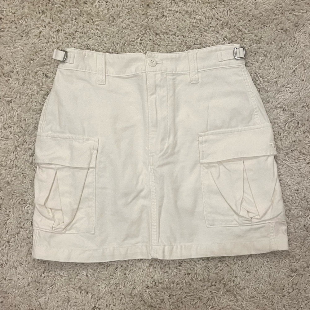 NEW Aritzia TNA Mini Skirt